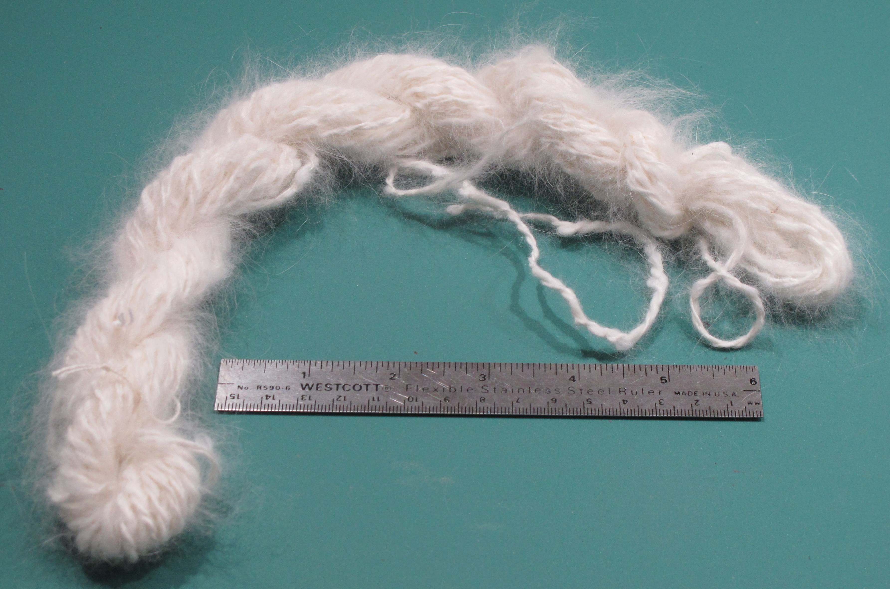 Skein of angora - Marjorie Hill (1985.2.10)